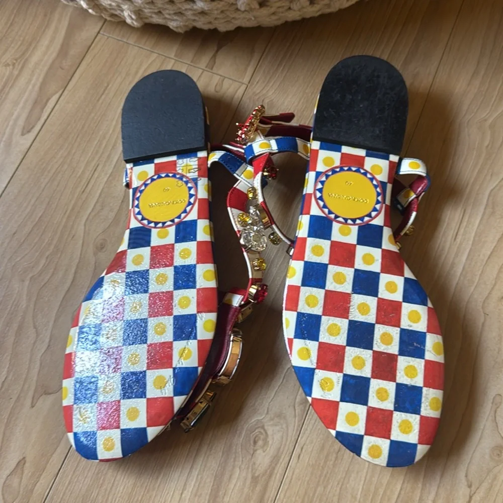 DOLCE & GABBANA  Embellished Patent Leather Thong Sandals - Multicoloured